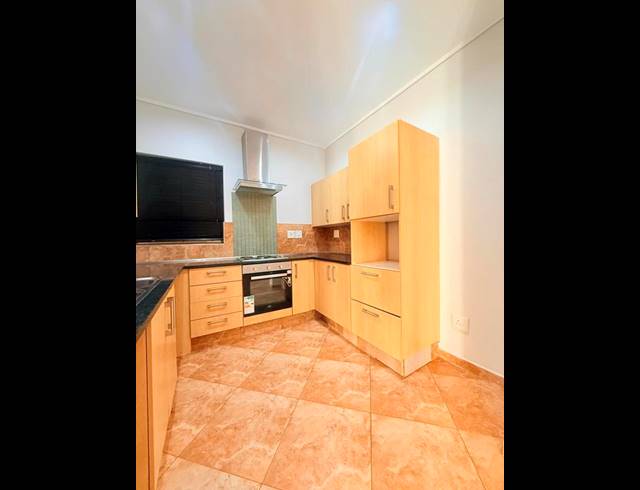 2 BEDROOM PROPERTY TO RENT IN SANDOWN